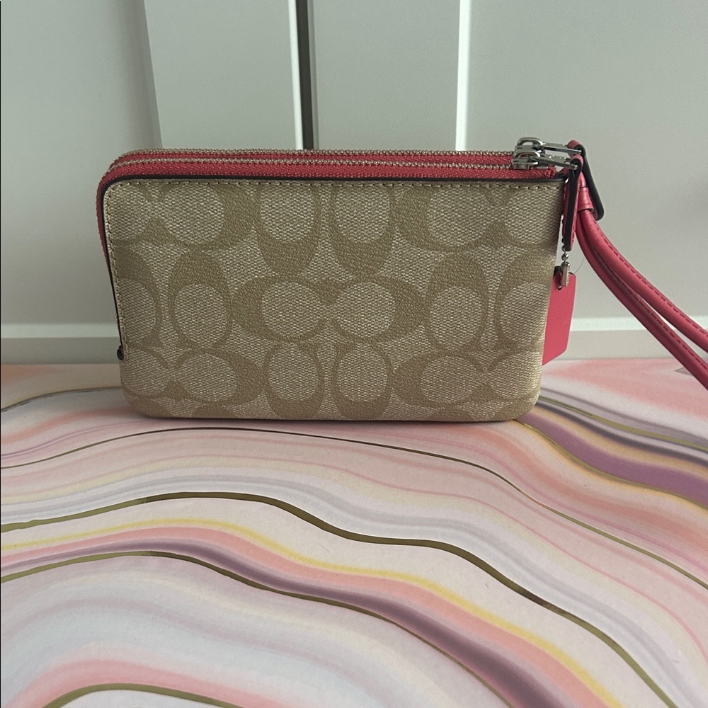 Coach Beige and Pink Wristlet Clutch - Picture 6 of 7